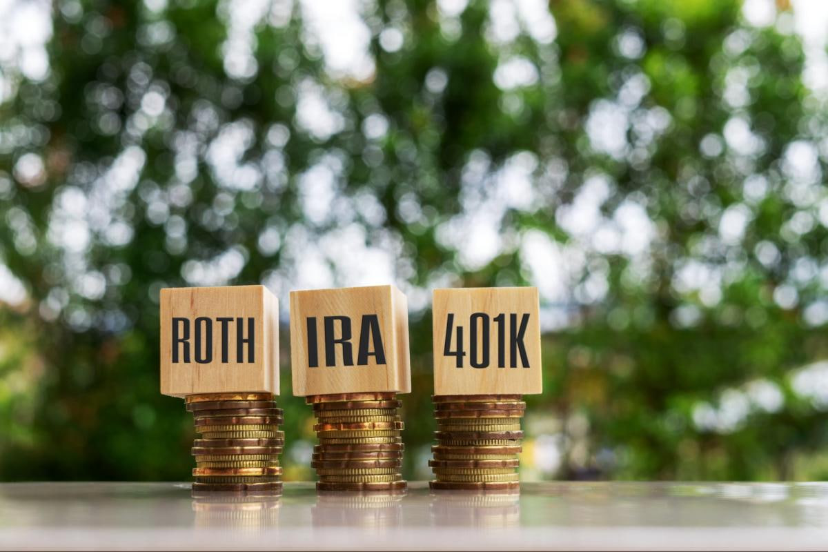 10 Roth IRA accounts through which you accumulate wealth with no minimum deposit for a tax-free investmen